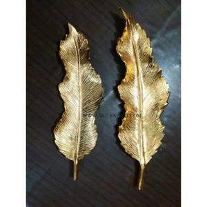 ถาดเสิร์ฟอาหารโลหะทรงสี่เหลี่ยมผืนผ้าดีไซน์ทันสมัยพร้อมที่จับสำหรับเครื่องใช้ในครัวบ้านและโรงแรม - Product Image 4