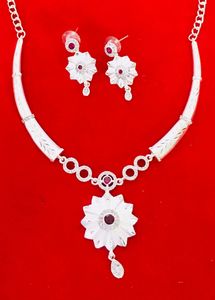 925 Micro argent plaqué or dubaï Vintage mode ensemble de bijoux boucles d'oreilles bracelets peignes broches cuivre matériel diamant cadeau pour - Product Image 3