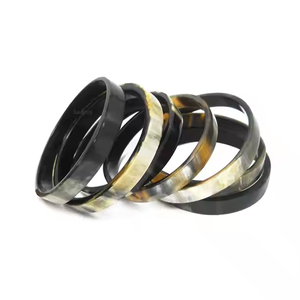 Bracelet en corne naturelle polie à la main, écologique, bijoux de mode, meilleur design, bracelet d'amour par Crescent Crafts - Product Image 3