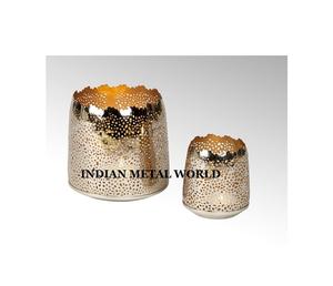 Portavelas de metal redondo de tamaño mediano con diseño de tendencia, portavelas de metal votivo de mesa de calidad de lujo a un precio asequible - Product Image 3