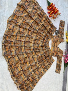 Lehenga de mariage le plus beau et le plus récent avec un bel imprimé floral - Product Image 5