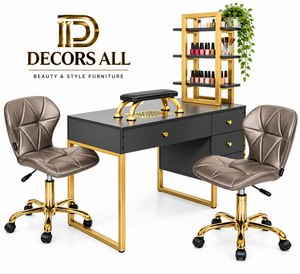 Mesa de Manicura Moderna de Madera Negra con Patas de Metal Dorado y Cajones para Salón de Belleza, Modelo 5621, Hecha en Estambul - Product Image 2