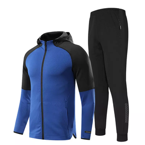 Soft Lightweight Wholesale Custom Breathable Full-<b>Zip</b> Unisex <b>Hooded</b> Men Tracksuit - Product Image 4