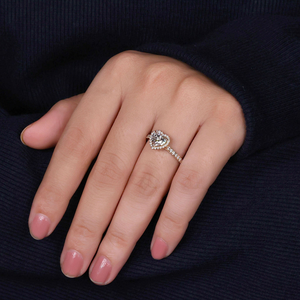 Bague de fiançailles en diamant de laboratoire en forme de cœur 1 CT, bague de mariage pavée d'halos de diamants, bague en diamant cœur, cadeau d'anniversaire - Product Image 3