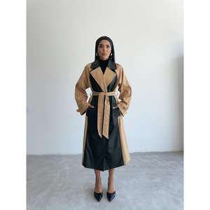 Gabardina beige para mujer con ribete de cuero en el cuello - Product Image 5