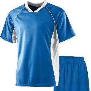 Vente en gros d'uniformes de football pour hommes en polyester 100% personnalisés et bon marché ensembles de maillots de football respirants vêtements de football pour adultes par sublimation - Product Image 5