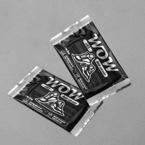 Wow Ultra-Clean Compact Sneaker Wipes Limpieza rápida de zapatos de todo tipo para adultos Conveniente para viajar - Product Image 1