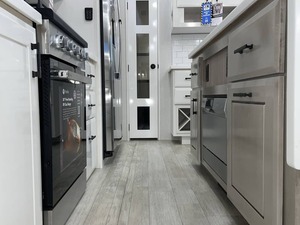 Nouveau Jayco Pinnacle 32RLTS 2026 prêt à la vente - Product Image 2