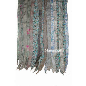 Pañuelos de satén indio vintage reciclados de viscosa con estampado digital y patchwork, pañuelos para la cabeza al por mayor, regalos de mango - Product Image 6