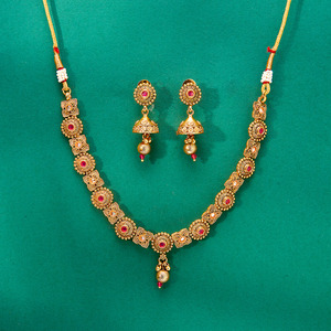 Dernier ensemble de collier Meenakari antique fait à la main avec des bijoux de mode de qualité d'exportation plaqués or - Product Image 4