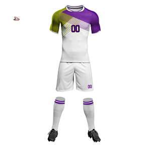 Camiseta de fútbol de alta calidad Diseño transpirable Conjunto de uniformes barato hecho en Pakistán - Product Image 2