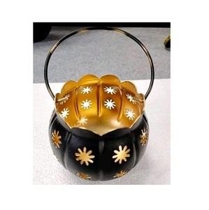 Wholesale <b>Bulk</b> Metal <b>Candle</b> Holders with Intricate Patterns for High-end Decorative Purposes - Product Image 4