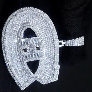 Colgante de Moissanita con Letra Q Personalizada, Joyería Hip Hop Iced Out, Diamante Baguette, Amuleto de Lujo - Product Image 2