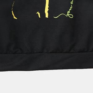 Sudaderas con capucha elegantes de invierno Sudadera con diseño de flores bordadas en negro y amarillo Diseños personalizados OEM Sudaderas con capucha impresas para mujer - Product Image 3
