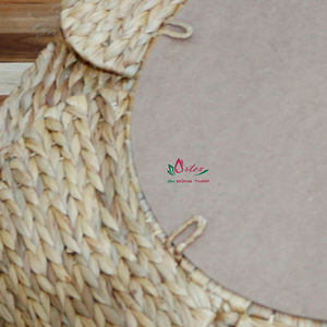 Espejo de ratán artesanal Artex Dong Thap con marco de acabado natural perfecto para decoración de pared rústica - Product Image 6