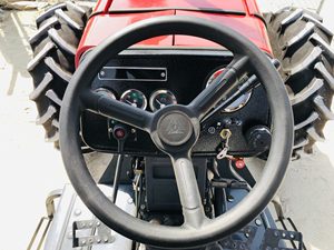 รถแทรกเตอร์มือสองคุณภาพดี Massey รุ่น 290 4x4 พร้อมชุดจานไถและหลังคาบังแดด 4x4 MF 455 - Product Image 5