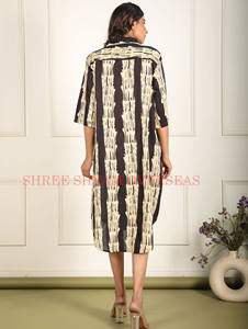 Handmade Indian Silk Printed <b>Women</b> <b>Wear</b> Long Shirt with Pockets, Button and Turn Down Collar <b>for</b> Summer, Beach and <b>Resort</b> Dress - Product Image 5