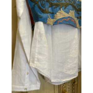 Chaleco Acolchado para Mujer Talla Grande, Color Azul Granada Francés, Ropa de Invierno, Bordado, Decoración Vintage, Corto, con Capucha, Estilo Denim - Product Image 4