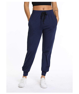 Pantalon de survêtement pour femmes Pantalon de survêtement élégant et respirant Street Style Prix de gros avec des services OEM compétitifs - Product Image 4