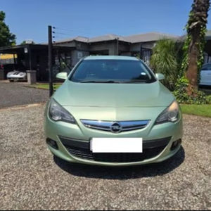 OPEL ASTRA 2013 USADO, Volante a la Izquierda/Derecha - Product Image 1