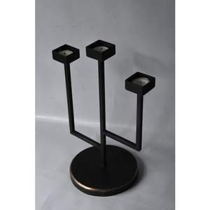 Bougeoir en aluminium brillant pour décor de vacances - Product Image 3