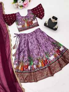 Excelente calidad madres hijas Lehenga Choli para el matrimonio ocasión festiva de proveedor indio - Product Image 4