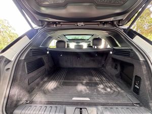 Land Rover Range Rover Sport P400 Dynamic SE AWD 2024 Blanco Impecable Usado con Techo Panorámico, Arranque Remoto y Asientos de Cuero - Product Image 4