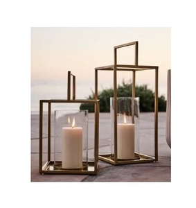 Bougeoir en fer écologique fait à la main avec support de pilier en or et base en bois pour la décoration de Noël à la maison - Product Image 2