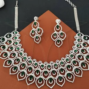 미국 다이아몬드 화이트 로듐 폴란드어 디자이너 멋진 스타일 짧은 목걸이 세트 보석 공급 도매