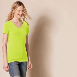 Camiseta Urbana de Talla Grande para Mujer, Corte Ajustado, Fibra Transpirable, Sensación Suave, Flexibilidad Ligera, Caída Elegante, Borde Limpio, Silueta Moderna, Verano - Product Image 6