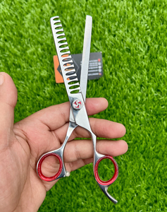 Tijeras de adelgazamiento de peluquero de salón profesional, tijeras de corte de pelo de acero inoxidable de seguridad para uso en salón - Product Image 3