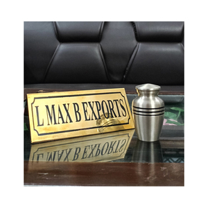 Gran demanda de mini urnas de cremación de tamaño compacto de recuerdo más vendidas/urna conmemorativa para cenizas del mejor fabricante indio - Product Image 1