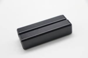 Magnete della mucca di Ferrite di alta qualità con gabbia di plastica magnete del rumine del bestiame magnete per lo stomaco della mucca - Product Image 2