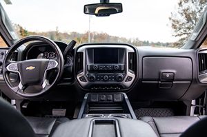 Nouveautés pour le marché mondial 2015 Chevrolet Silverado 2500 HD LTZ 4x4 - Product Image 3