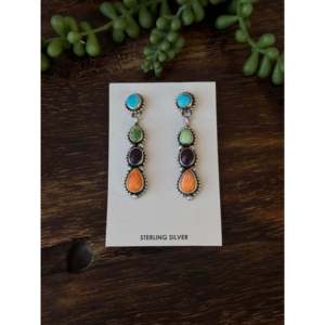 Boucles d'oreilles pendantes Navajo faites à la main en argent sterling et pierres multiples, en forme de goutte d'eau - Product Image 1