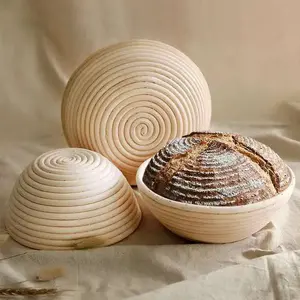 Sıcak satış Vintage yuvarlak doğal Rattan Bakeware Sourdough prova sepeti el yapımı hasır ekmek sepeti pişirme ve pasta araçları