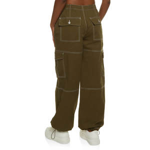 Pantalones cargo acampanados de bolsillo de ropa deportiva informal para damas Pantalones cargo de mujer elegantes y cómodos en MOQ bajo - Product Image 3