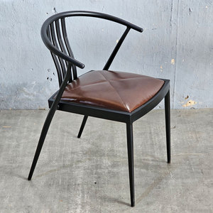 เก้าอี้ร้านอาหารเหล็กดัดหุ้มหนังเทียม-TTG018 - Product Image 2