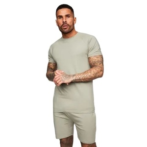 Conjunto corto de verano con logotipo personalizado de alta calidad, última moda, ropa deportiva, camisa, conjunto corto para hombre, conjunto corto de lavado ácido para hombre - Product Image 1
