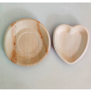 Ensemble d'assiettes et de bols jetables de qualité supérieure Vaisselle pratique, durable et écologique pour les fêtes et les événements de tous les jours - Product Image 1