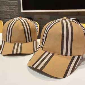 Thiết kế sang trọng <span class=keywords><strong>M</strong></span>ũ bóng chày chữ sọc Kem chống nắng hiệu ứng thêu tay có thể điều chỉnh Thương hiệu <span class=keywords><strong>M</strong></span>ũ SNAPBACK phong cách trang trọng - Product Image 4