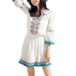 Robe courte d'été pour femme style bohème, col en V, broderie florale, coton tissé, taille naturelle - Product Image 1