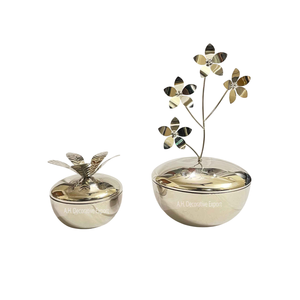 Hot Sales Gold 4oz 8oz Small Metal <b>Tins</b> for <b>Candle</b> Making Empty Seamless <b>Candle</b> Jars Scented Custom Metal <b>Candle</b> Jar with Lids - Product Image 6