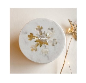 Juego de Cuatro Posavasos de Diseño Diferente, Forma Redonda, para Taza de Té y Vaso, Posavasos de Madera con Calidad Premium - Product Image 5