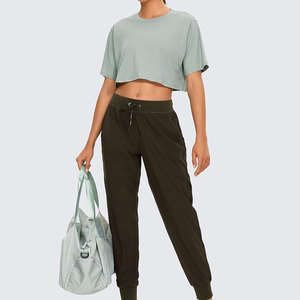 Nouveau top court en coton biologique pour femmes t-shirts style surdimensionné quantité en vrac meilleure vente de nouveaux arrivages avec logo personnalisé crop top - Product Image 4