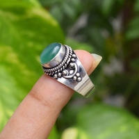 Anillo Hecho a Mano de Plata de Ley 925 con Ónix Verde Natural, Elegante Anillo de Piedras Preciosas de Diseño Bohemio para Ella