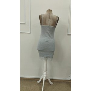 Vestido Mini Ajustado de Punto Acanalado con Tirantes Finos y Cuello en V con Detalle de Encaje para Mujer de Jane's, para Uso Casual - Product Image 5