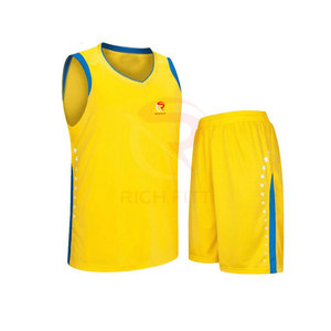 El mejor estilo del fabricante de Pakistán, ropa de voleibol hecha en fábrica para adultos, mangas cortas, técnicas impresas - Product Image 1
