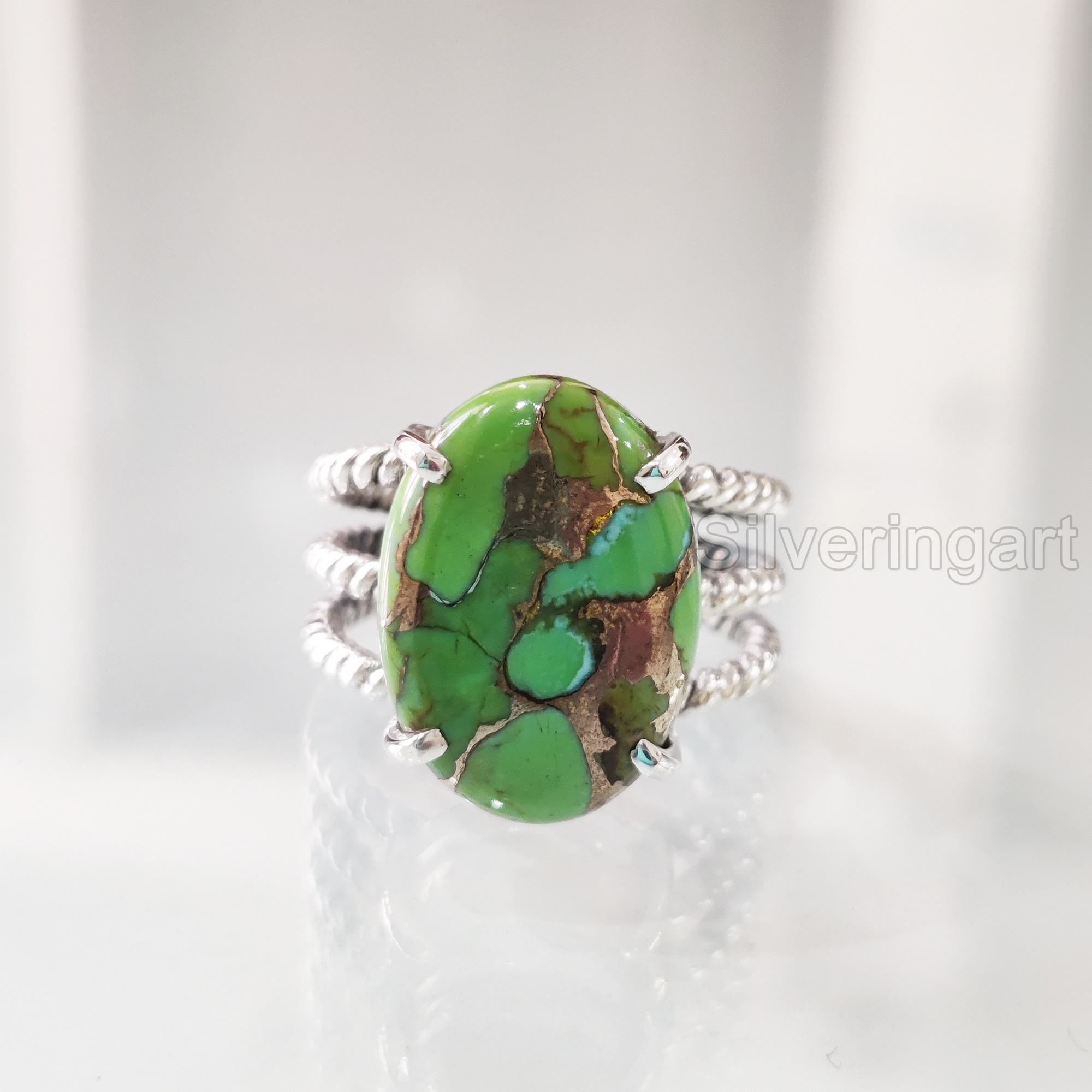 สีเขียว