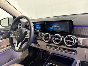 2020 Mercedes-Benz glb พร้อมเบาะหนังซันรูฟแบบพาโนรามาพวงมาลัยซ้าย - Product Image 3